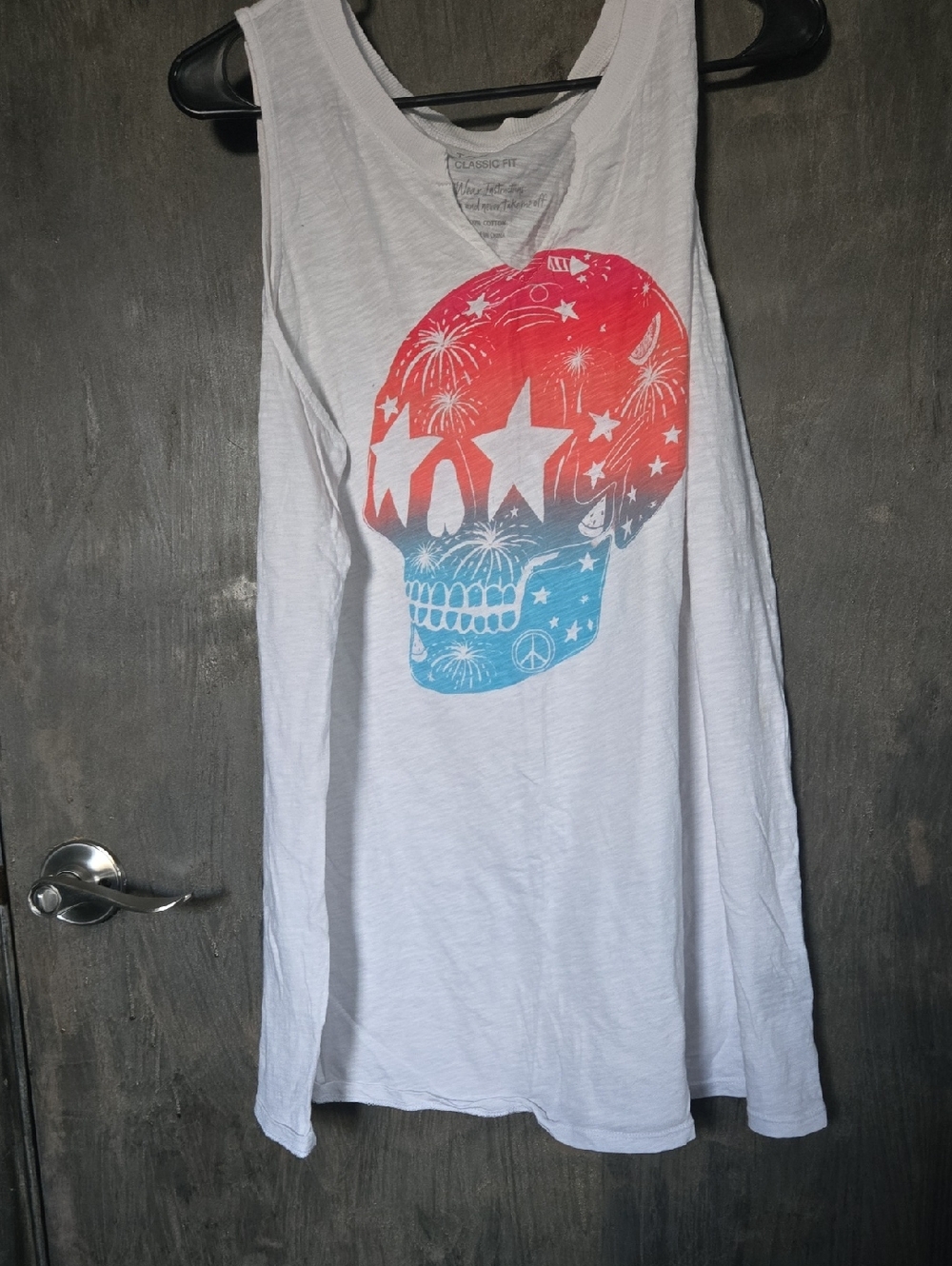 torrid White Tank Top with Coral-to-Blue Skull Graphic